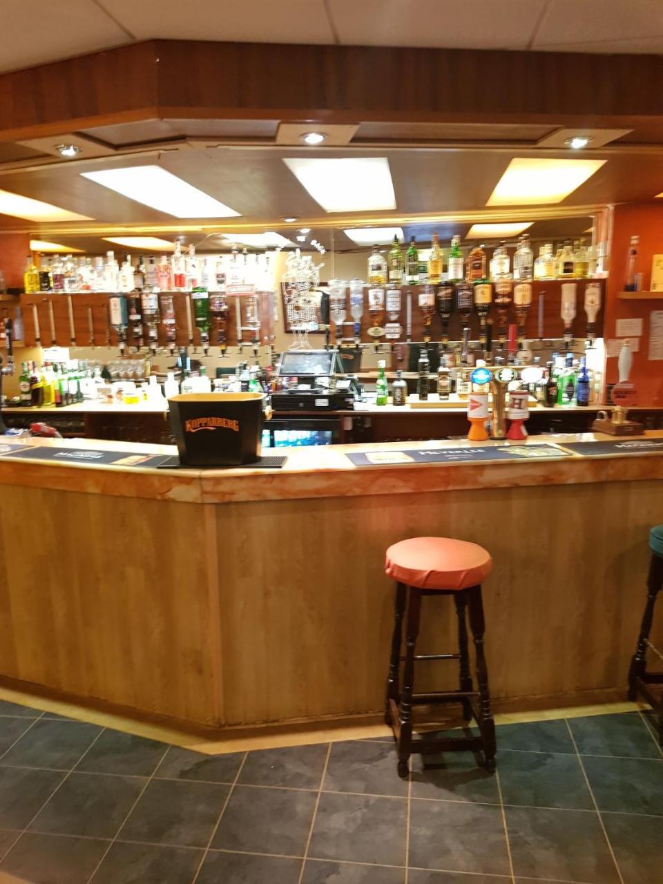 The Royal Hotel Blairgowrie and Rattray ภายนอก รูปภาพ